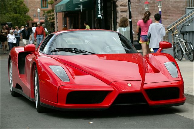 ferrari_enzo