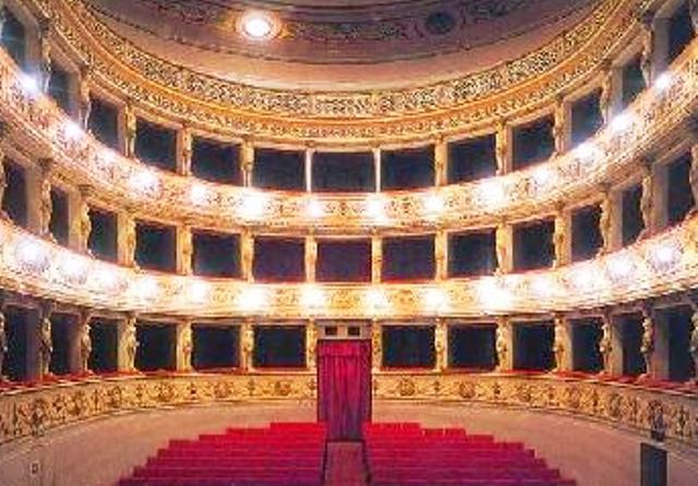 Il Teatro Verdi di Firenze