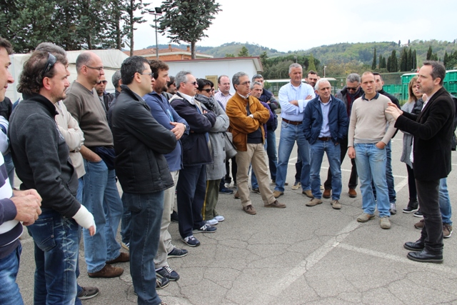 Tommaso Fattori ad Arezzo presenta i candidati e poi incontra i lavoratori della Cadla