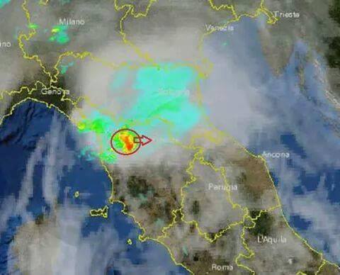 12029081_926124537459646_1168686439_n