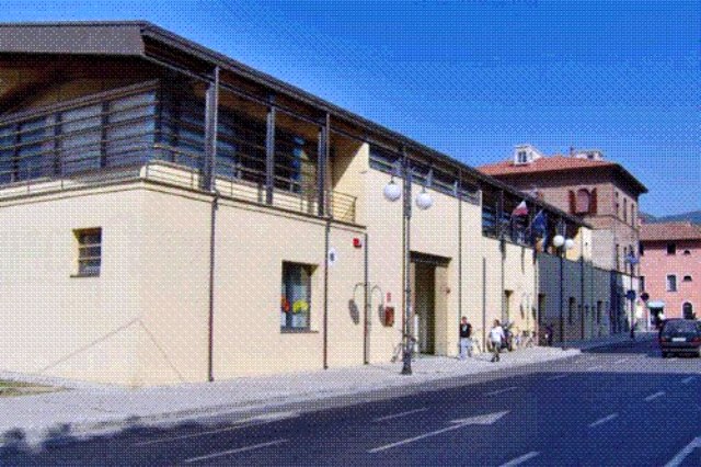 La biblioteca comunale di Cascina (da Facebook)