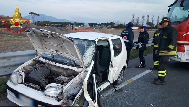 B77D00FF-42A0-4561-BCCB-DA7ADD979DC6