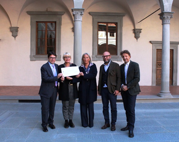 Consegnati all'Istituto degli Innocenti i soldi raccolti in occasione di Casci-Nic