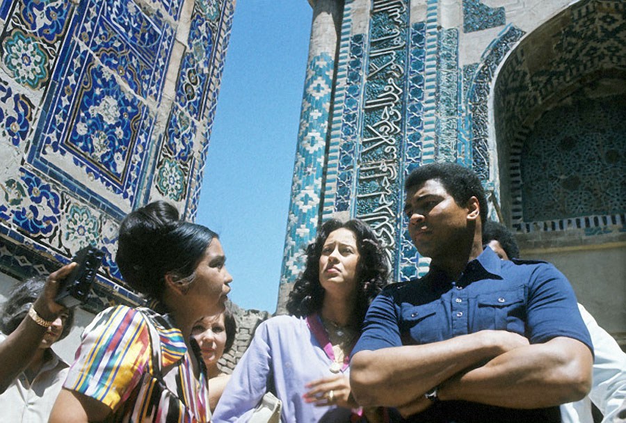 Ali e la moglie Veronica in Uzbekistan