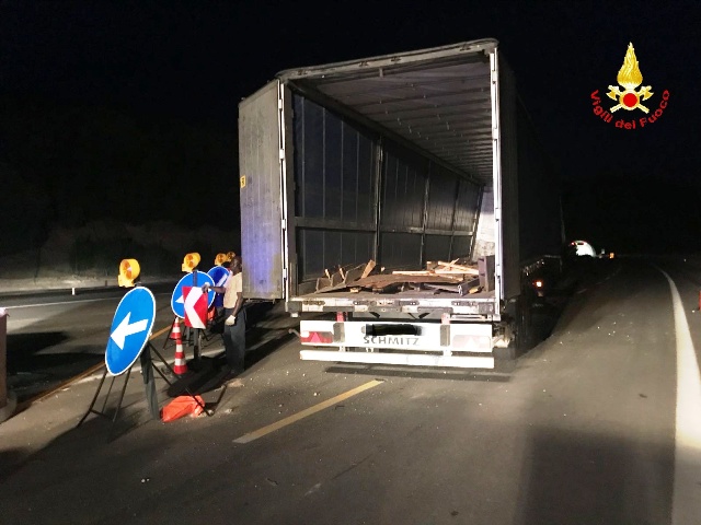 follonica_bobine_perdita_carico_incidente_ (1)