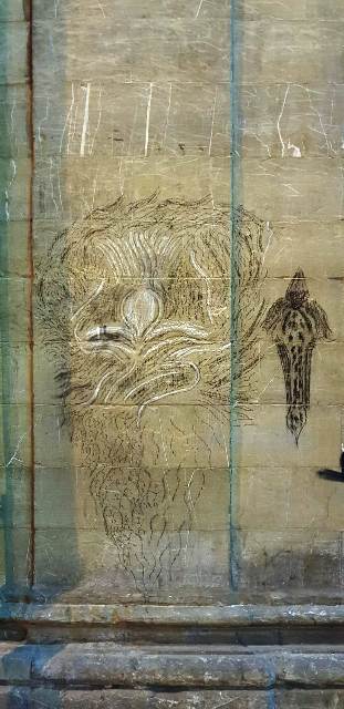 firenze_colonna_imbrattata_porcellino_