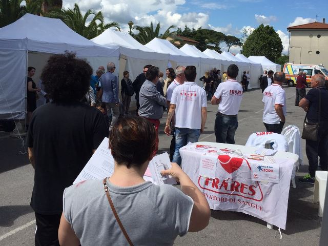 montopoli_san_romano_medici_in_piazza_2016_05_15__3