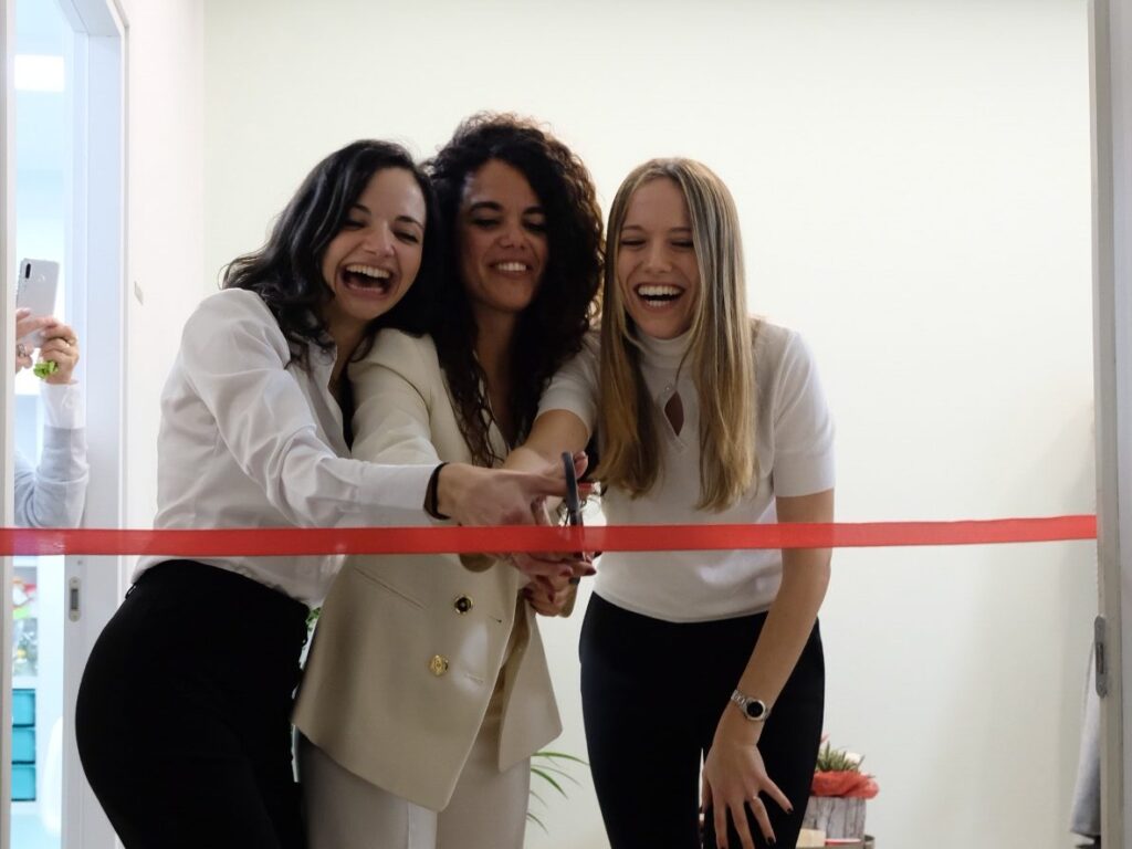 92E449E9-EE35-4C8D-8DE4-2820AE5A8308-55795-000012B9369D9854