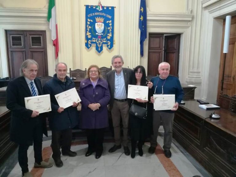 Festa degli auguri natalizi in municipio