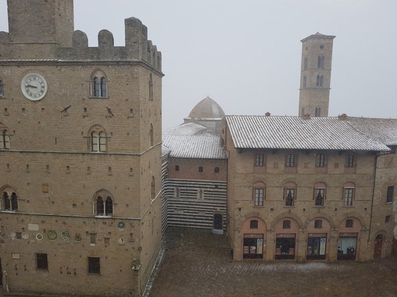Neve a Volterra (foto da Facebook)