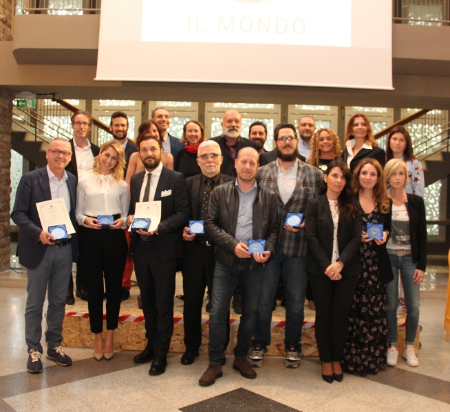 gruppo finale premiati e direttivo confinternazionalizzazione