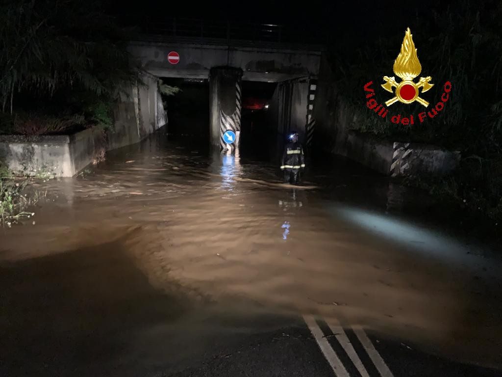 vigili del fuoco venturina soccorso sottopasso