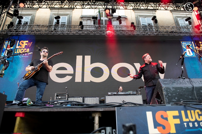 elbow_new_order_concerto_lucca_summer_festival_2019_07_12___41