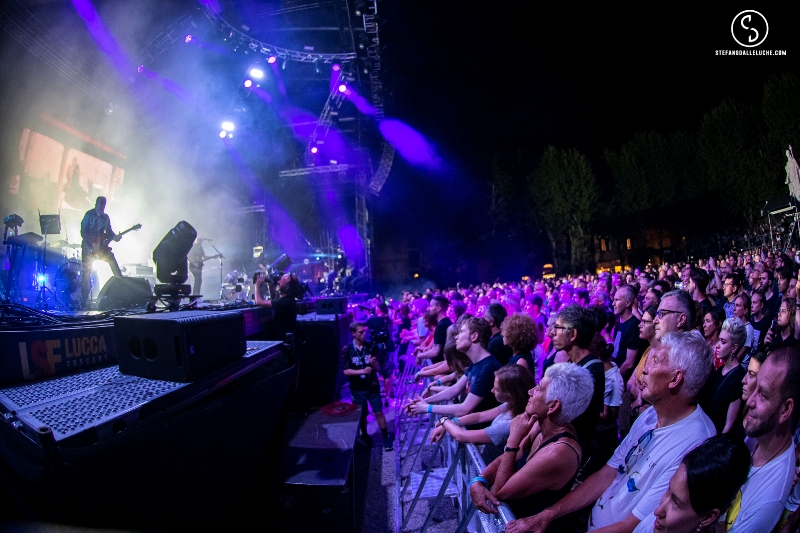elbow_new_order_concerto_lucca_summer_festival_2019_07_12___44