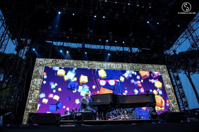 elton_john_lucca_2019_07_08___30