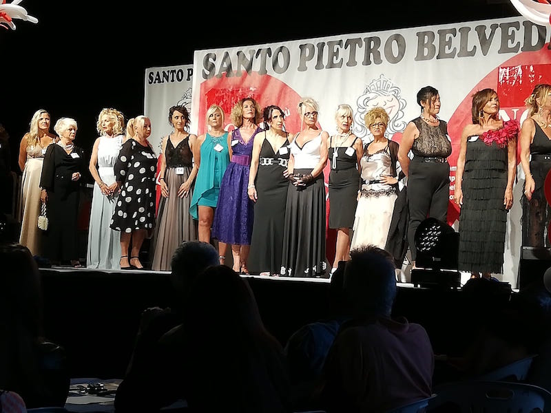 leone_santina_miss_nonna_sexy_2019_08_05_2