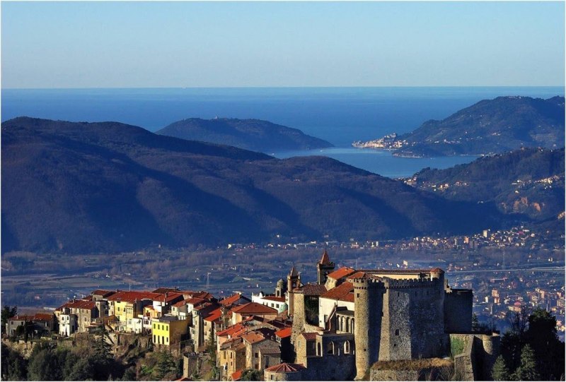 FOSDINOVO_PANORAMA_LIB G. Freschi