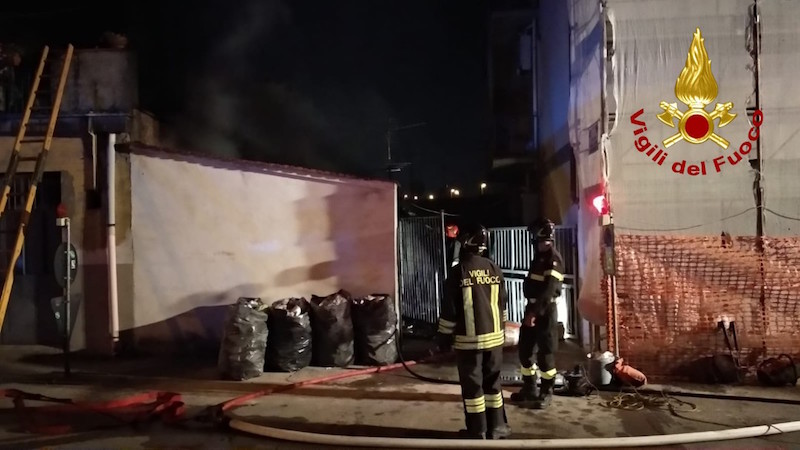 incendio_condominio_mezzana_prato_2019_09_17_2