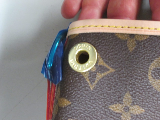 fucecchio_deposito_falsi_autore_gdf_2019_10_02_15