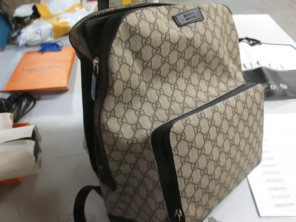 fucecchio_deposito_falsi_autore_gdf_2019_10_02_19