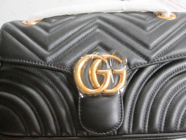 fucecchio_deposito_falsi_autore_gdf_2019_10_02_8