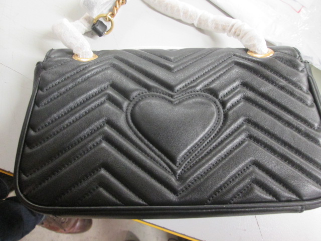 fucecchio_deposito_falsi_autore_gdf_2019_10_02_9