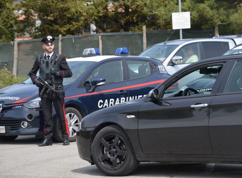 Quattro denunciati per alcol e droga alla guida tra Pisa e Cuoio