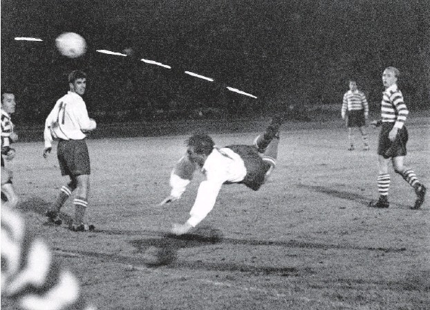 Nella partita contro il Wismut, Fritz Walter segnò una rete che in Germania molti considerano il gol del secolo, una sorta di "colpo dello scorpione"