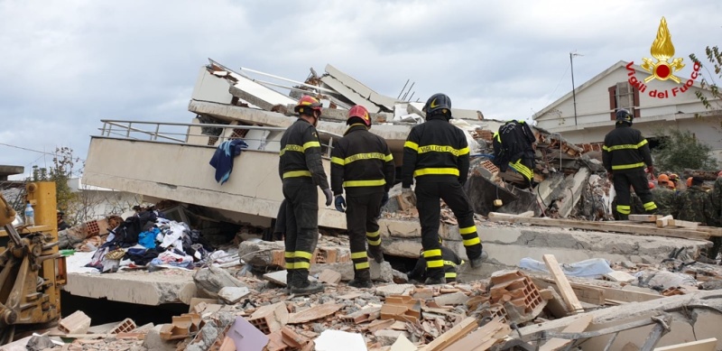 terremoto_albania_vigili_fuoco_2019_12_03___7