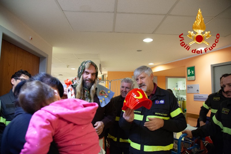 befana_vigili_fuoco_firenze_2020‑01_06_1