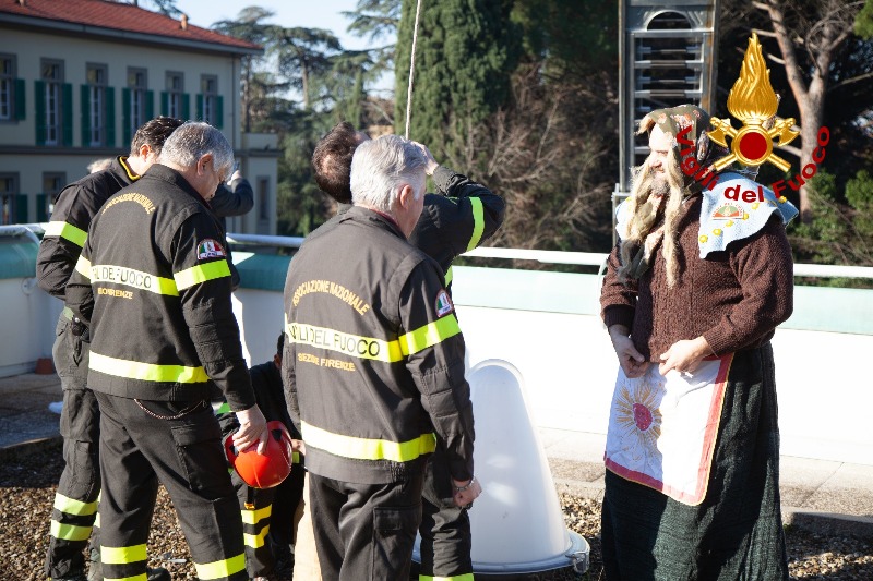 befana_vigili_fuoco_firenze_2020‑01_06_2