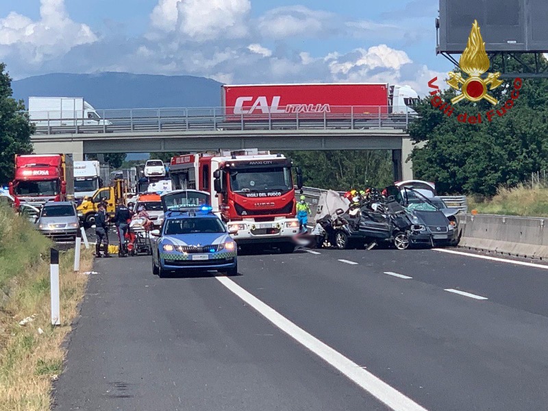 incidente a1 arezzo