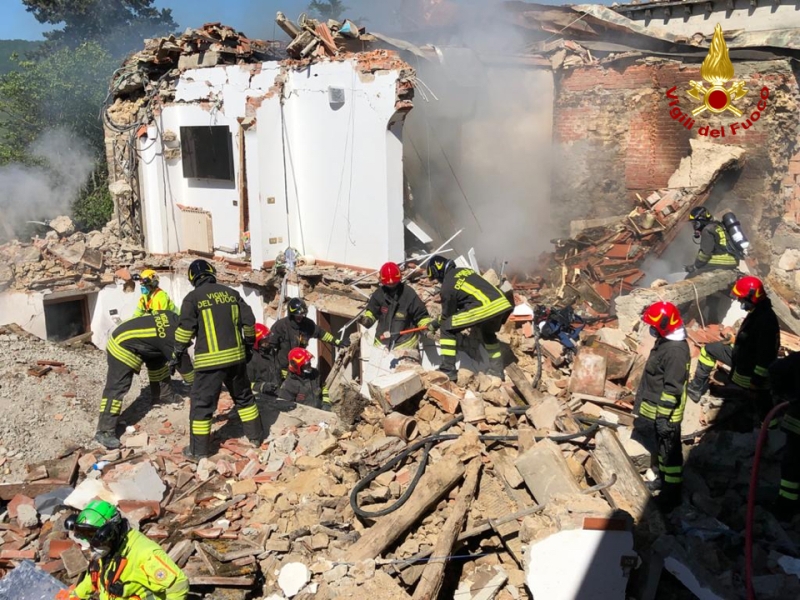 borgo di dudda crollo abitazione greve in chianti vigili del fuoco_ (10)