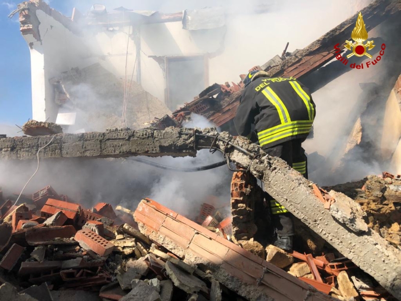 borgo di dudda crollo abitazione greve in chianti vigili del fuoco_ (2)