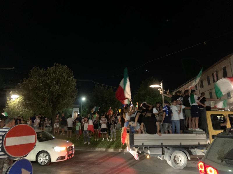 festeggiamenti_piazza_europeo_italia_2021_07_12___7