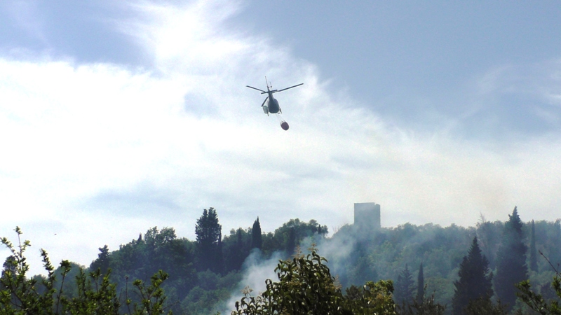 elicottero incendio generica