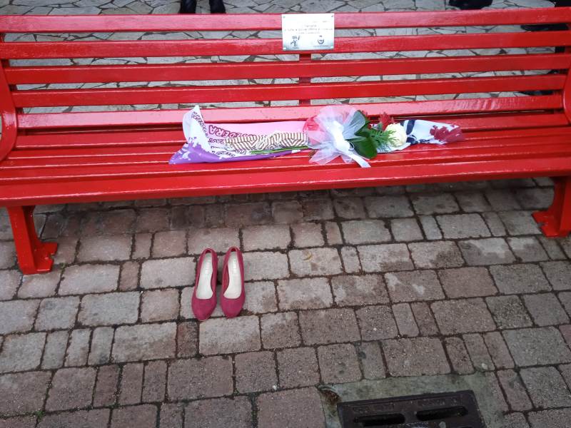 panchine_rosse_pontedera_2021_1