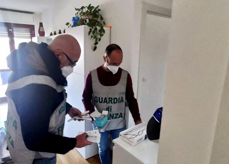 falso chirurgo estetico