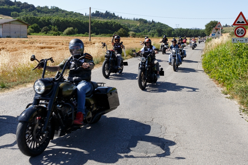 motoraduno_scimmi_montaione_9