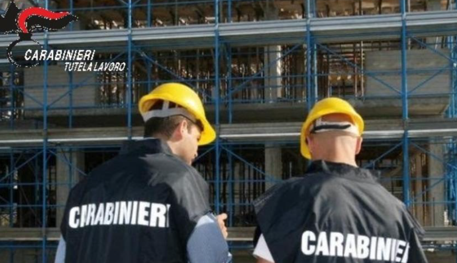 Sicurezza sul lavoro: sospensione l'attività e stazionamento per un'azienda edile a Volterra