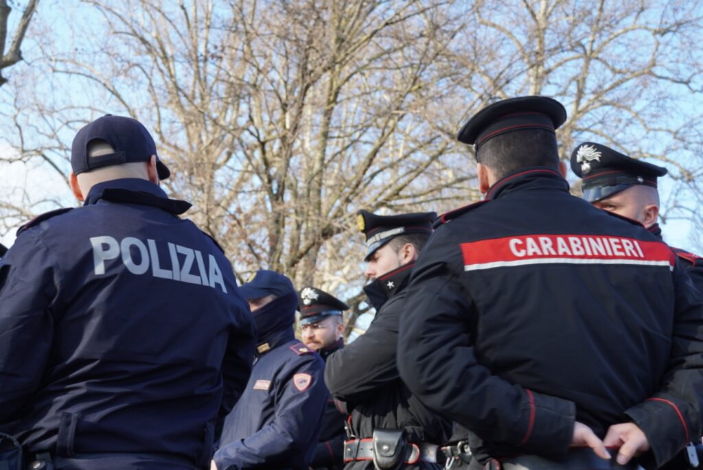 polizia carabinieri generica