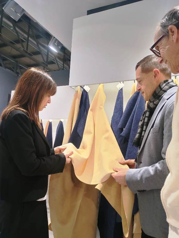 Donnini e Gargani con imprenditore 2