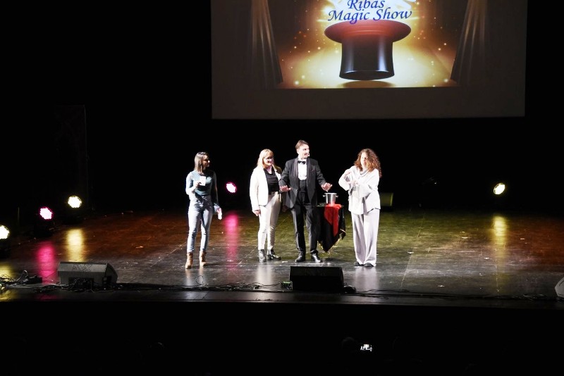15 - MAGO RIBAS MAGIC SHOW_DSC2999