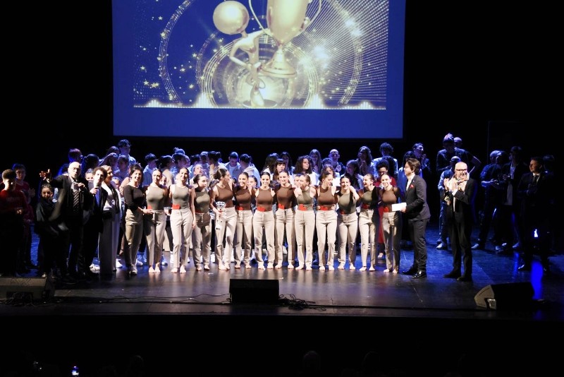 19 - il palco con tutti i protagonisti_DSC3086