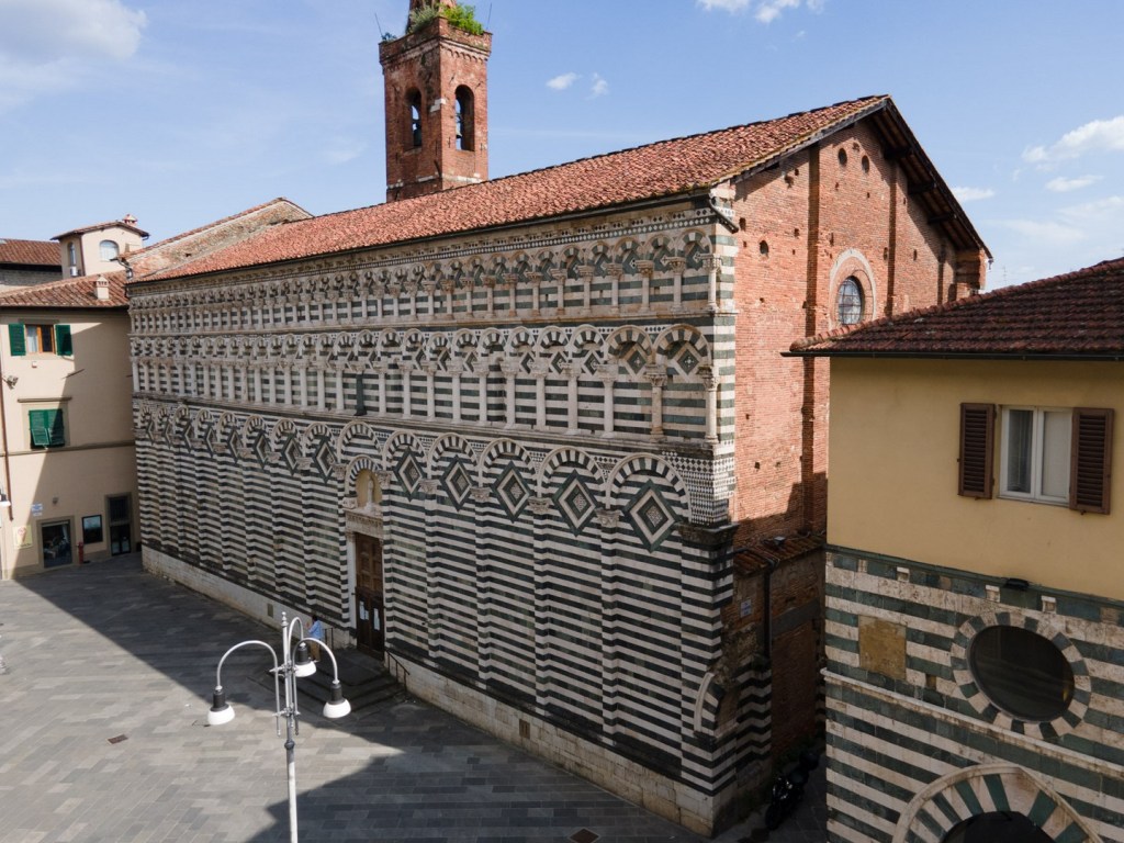 1a. Chiesa e chiostro di San Giovanni Fuorcivitas, Pistoia_Foto Paolo Panzera_2025 © FAI