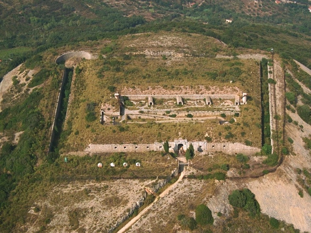 4. Forte Pozzarello, Monte Argentario (GR)_fonte portale I Luoghi del Cuore
