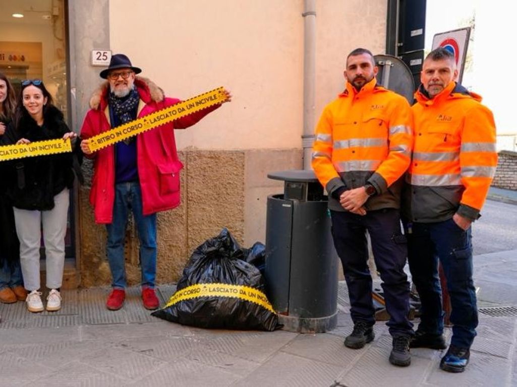 Chianti_fiorentino_assessori_in_campo_contro_abbandono_rifiuti4