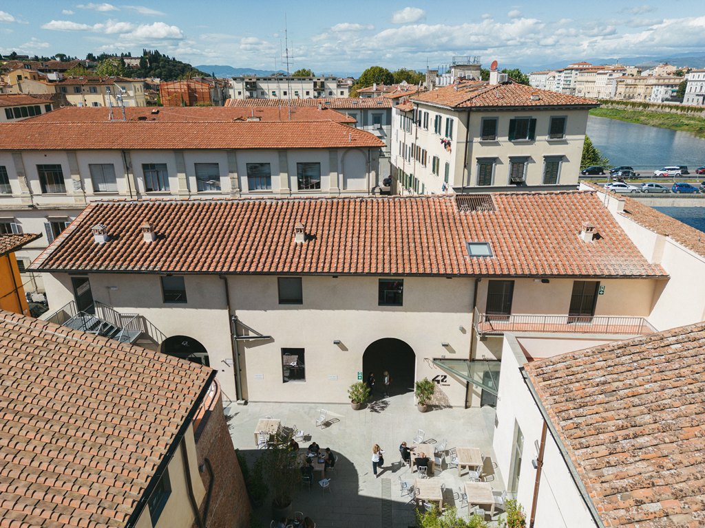 Optimized by JPEGmini 3.18.9.220874607-AV 0xf336eb43