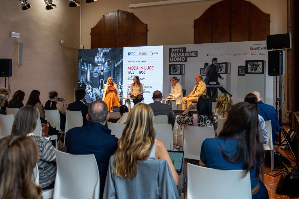 ModaInLuce_PalazzoPitti_Foto_MinisteroDellaCultura (13) (1)