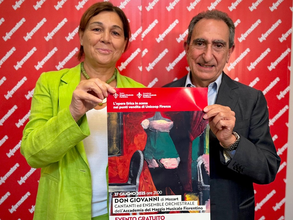 Opera_lirica_in_scena_supermercati_coopfi_prato_firenze_sesto (1)